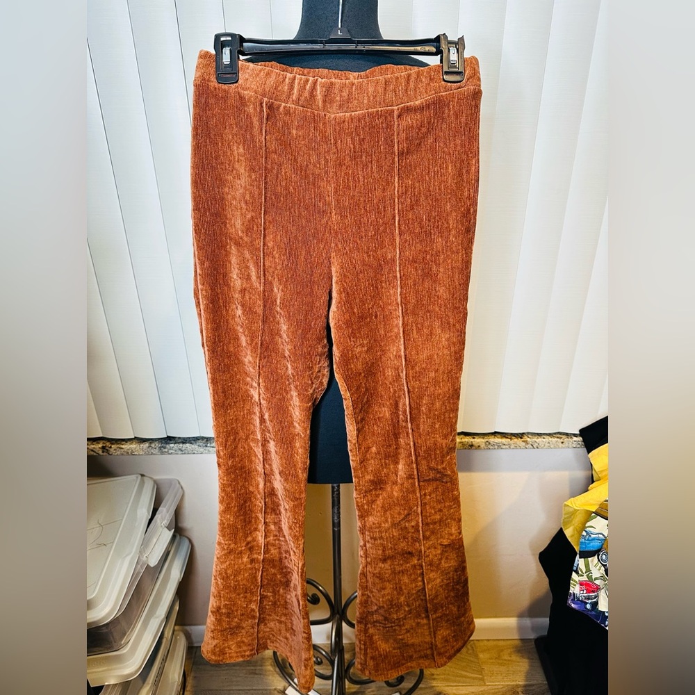 Love on a Hanger Rust High Rise Velour Corduroy Bell Bottom Pants Size Large